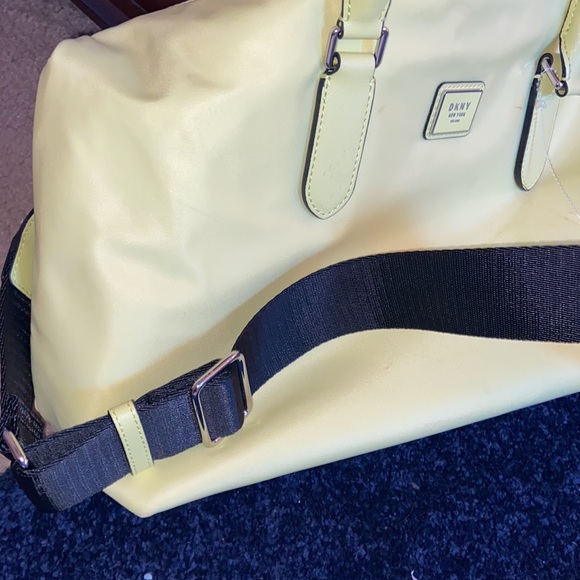DKNY neon yellow shoulder bag big and spacious - Picture 3 of 5